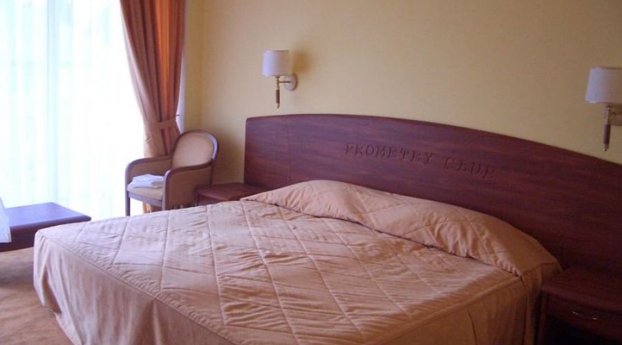 Сьют 2-местный 2-комнатный в Главном корпусе