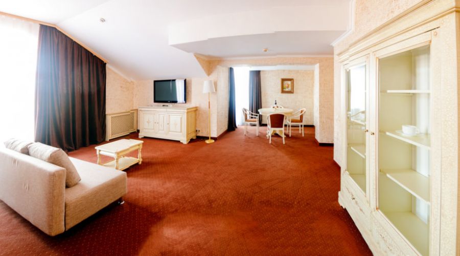 Люкс 2-местный 1-комнатный мансардный № 154 в Морском коттедже 