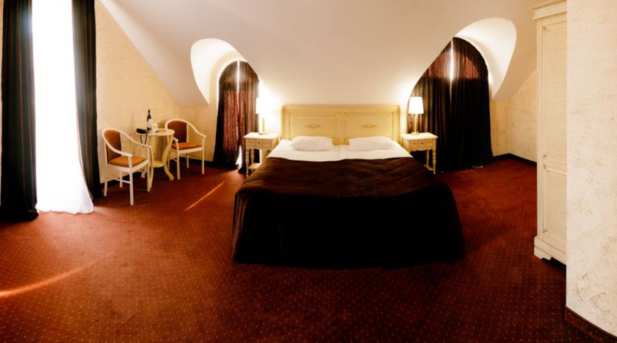 Сьют 2-местный 2-комнатный в Морских коттеджах, мансардный