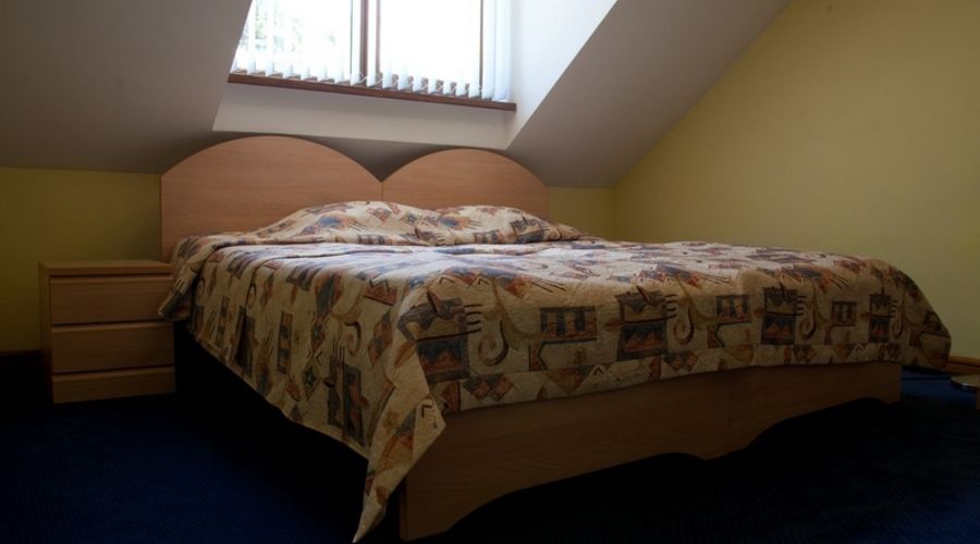 Стандарт 2-местный 1-комнатный в Коттедже с раздельными кроватями, мансардный, доп. место - под расписку