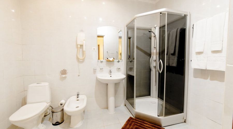 Сьют 2-местный 2-комнатный в Коттеджах на 1 этаже, без балкона