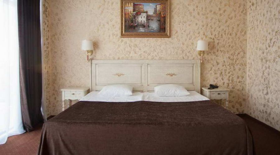 Люкс 2-местный  2-комнатный в Главном корпусе 7, 8 этаж