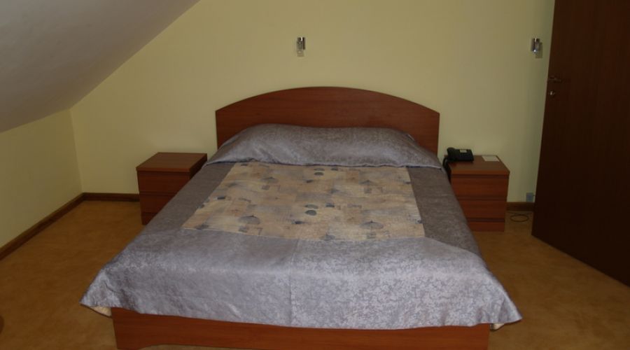 Стандарт 2-местный 1-комнатный в Коттедже с раздельными кроватями, мансардный, доп. место - под расписку