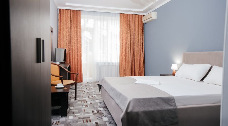 Стандартный "Бизнес стандарт",2-местный номер