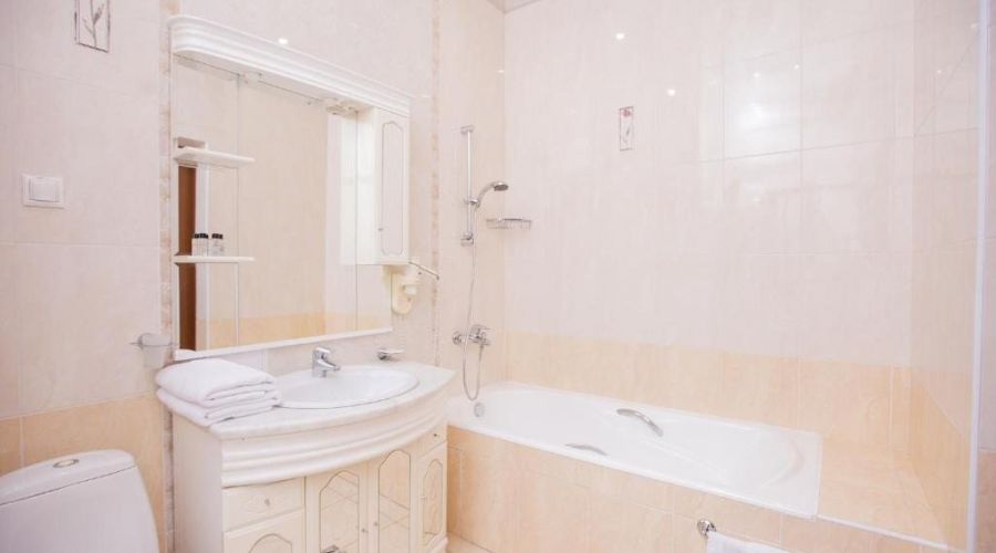 Люкс "Арт-Люкс" 3-местный 2-комнатный