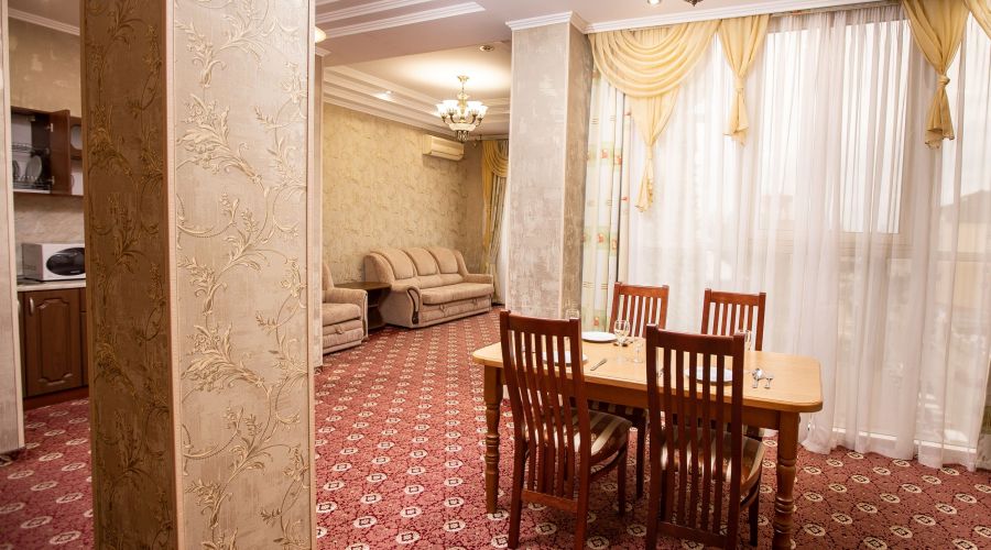 Люкс "Олимп Апарт", 4-местный,2х-комнатный