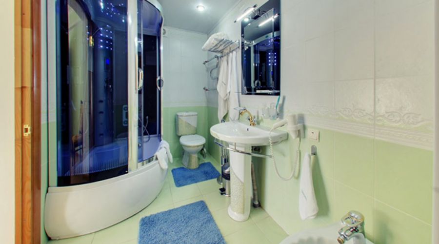 Люкс Люкс 3-местный 3-комнатный семейный