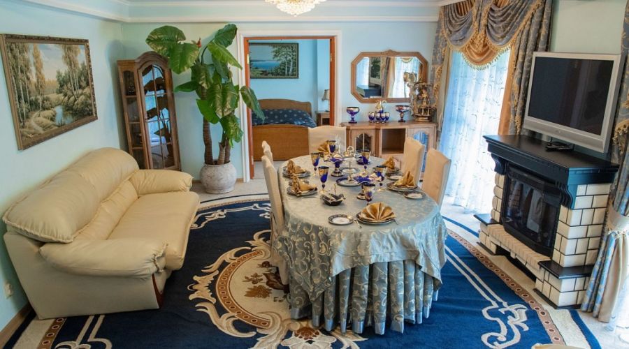 Люкс Люкс 3-местный 3-комнатный семейный