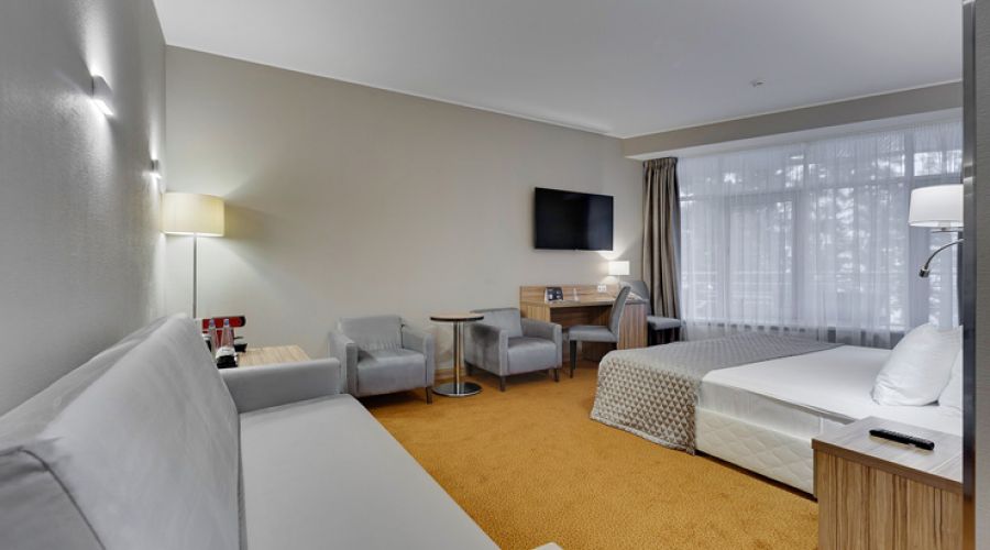 Джуниор Джуниор Сюит с балконом