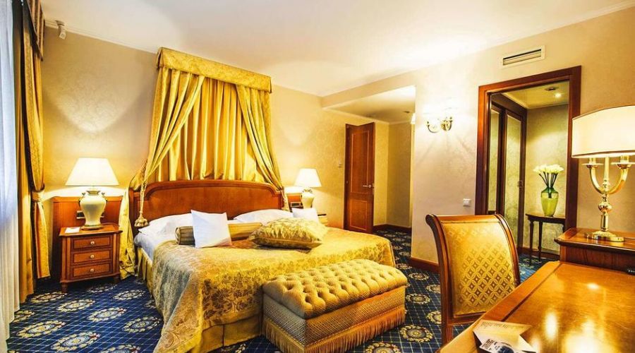 Апартаменты Екатерина II 3-комннатный, 4-местный