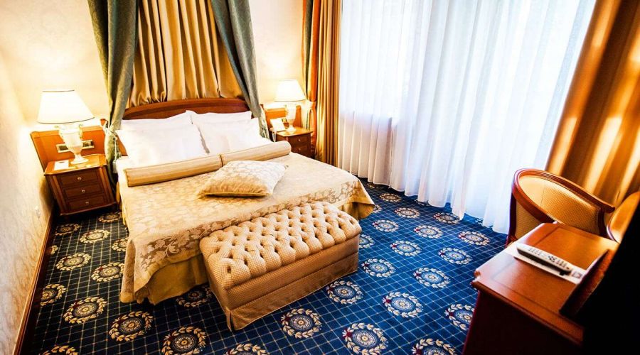 Апартаменты Айвазовский 3-комнатный 2-местный