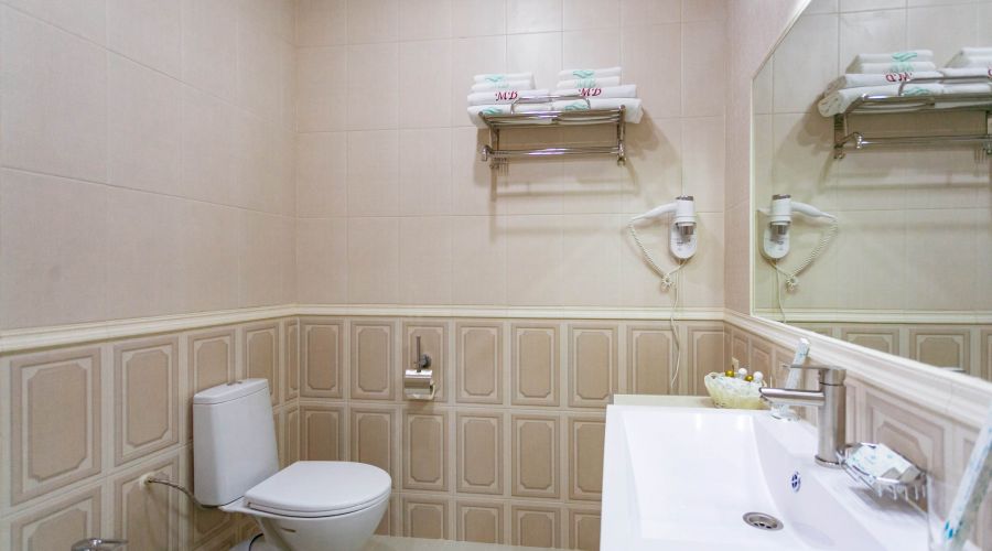 Апартаменты 2-местный 3-комнатный Салют 