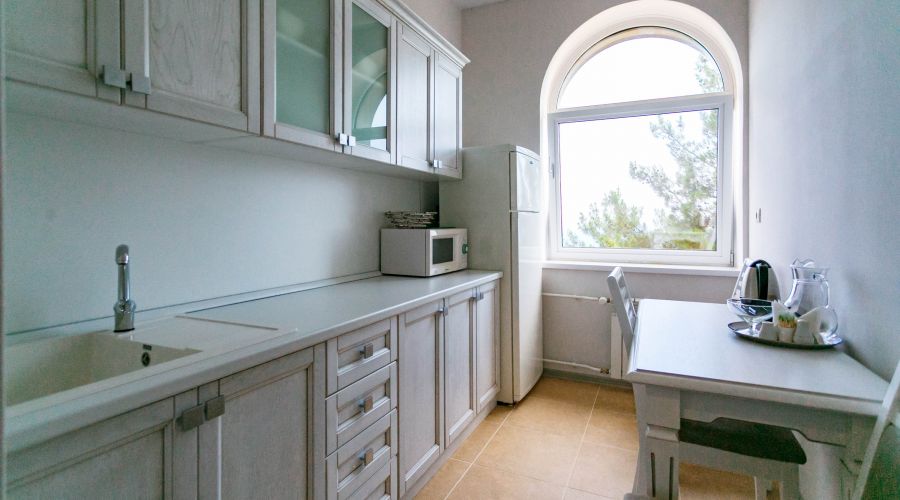 Апартаменты 2-местный 3-комнатный Салют 