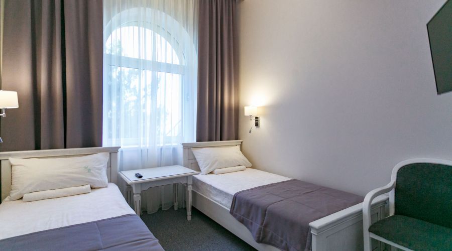 Апартаменты 2-местный 3-комнатный Салют 