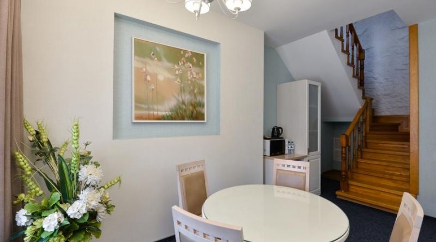 Сюит трёхкомнатный двухэтажный