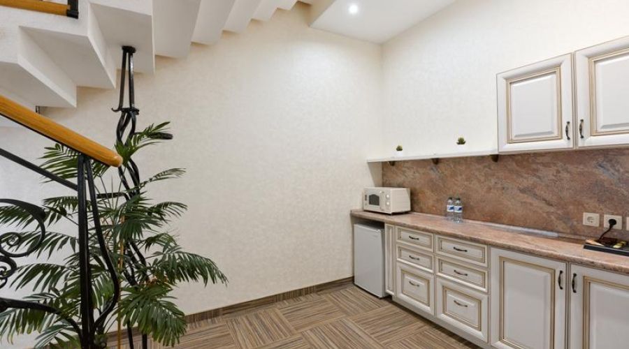 Сюит трёхкомнатный двухэтажный