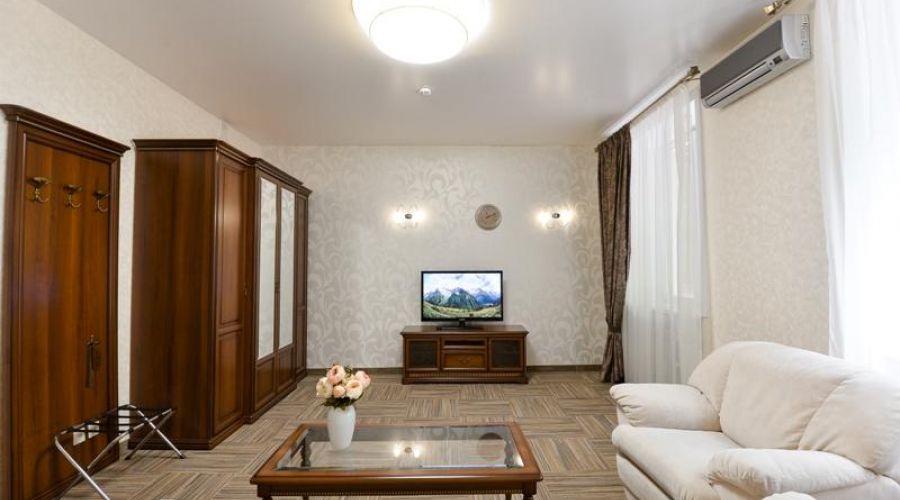 Сюит трёхкомнатный двухэтажный