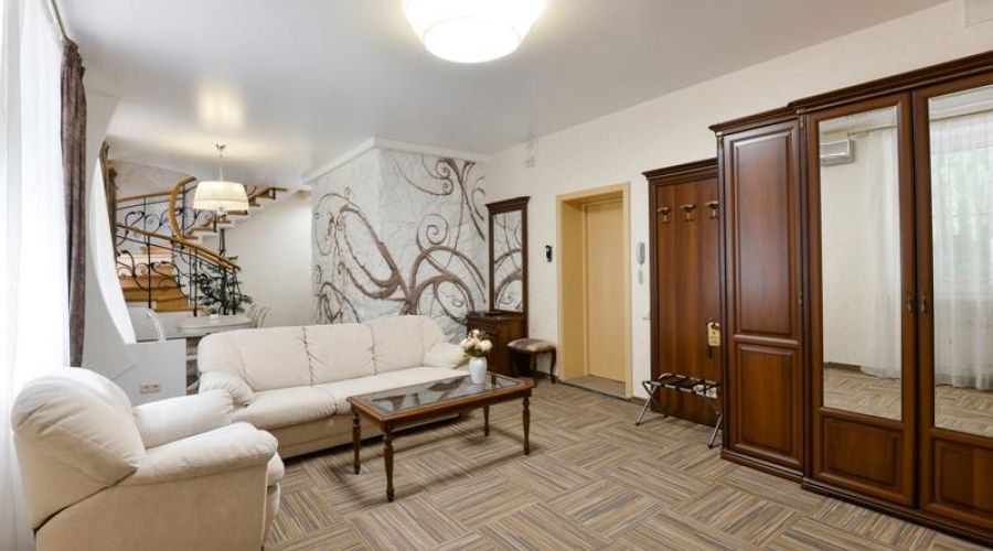 Сюит трёхкомнатный двухэтажный