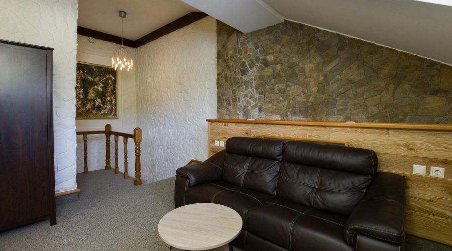 Сюит трёхкомнатный двухэтажный