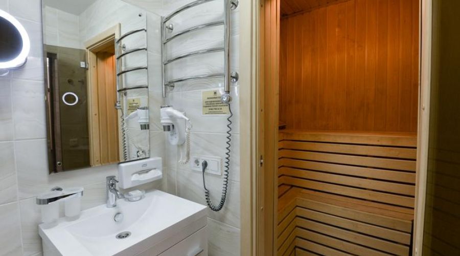 Сюит четырёхкомнатный двухэтажный