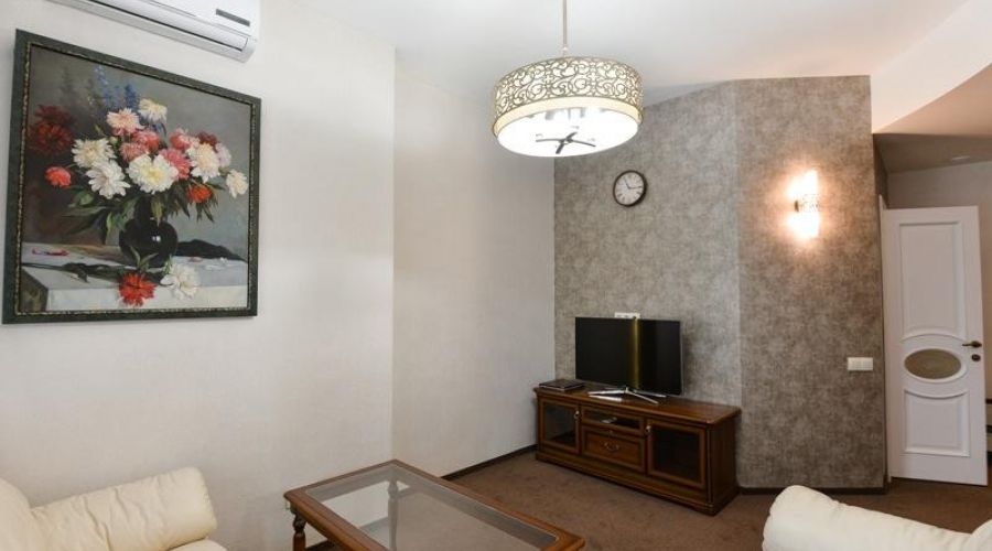 Сюит четырёхкомнатный двухэтажный