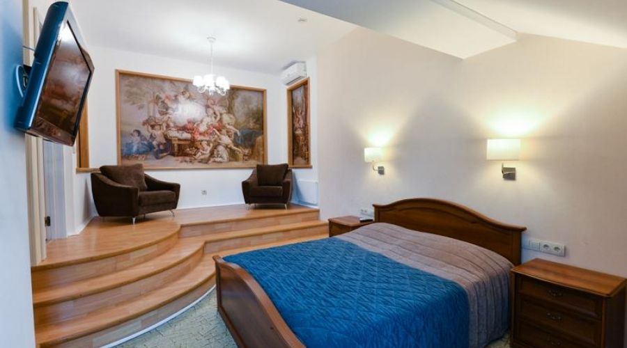 Сюит четырёхкомнатный двухэтажный