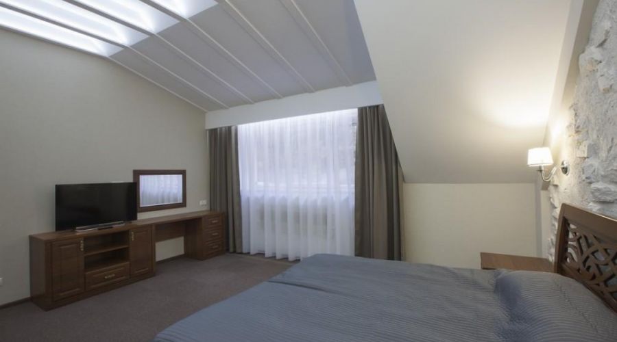 Апартамент двухкомнатный двухэтажный