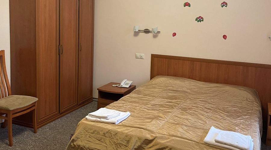 Стандартный Стандартный 4 местный без балкона