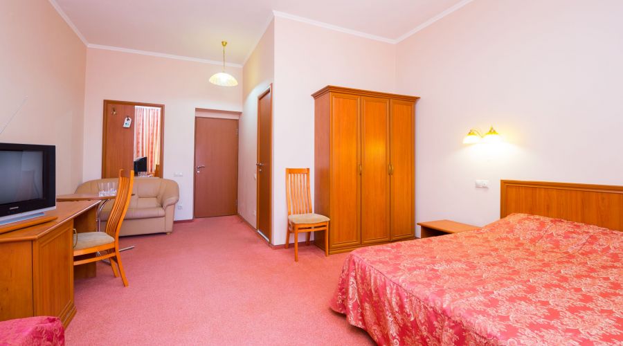 Стандартный Стандартный 4 местный без балкона