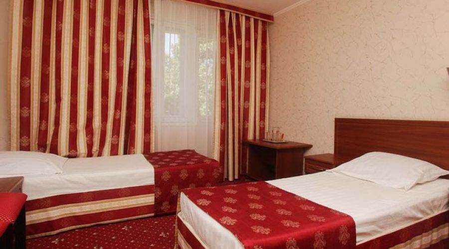 Стандартный 3-местный (12 кв. м)