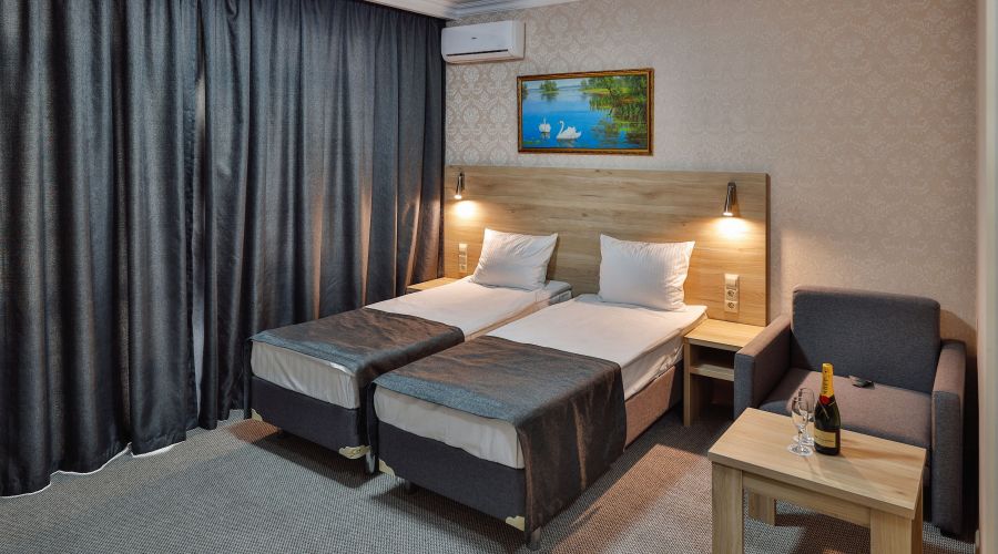 Улучшенный с большим балконом