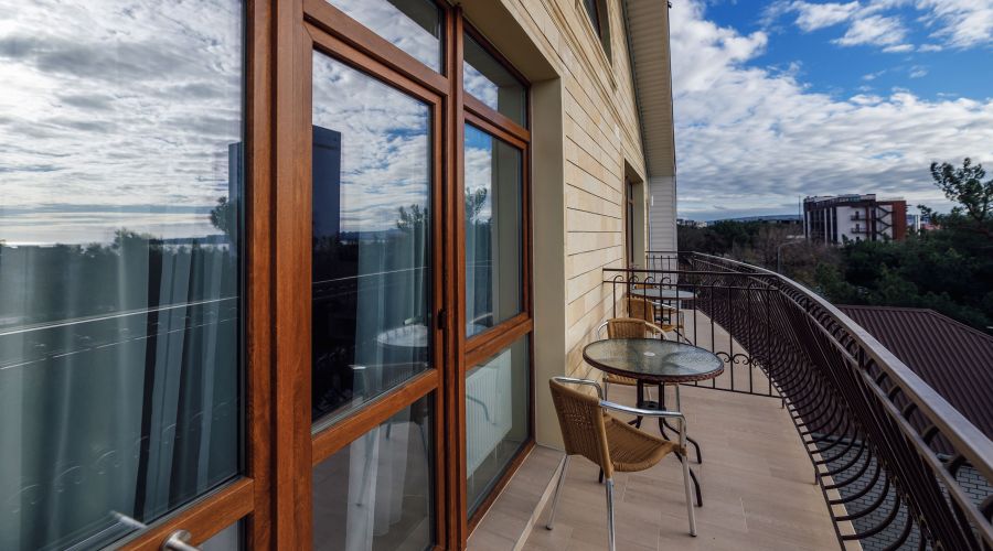 Улучшенный с большим балконом