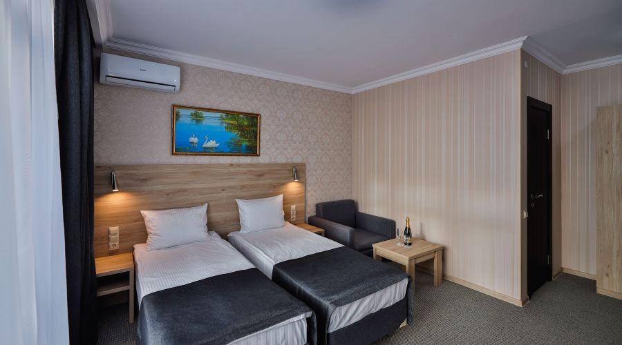 Улучшенный с большим балконом