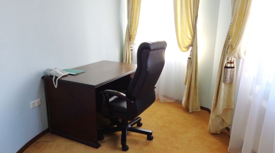 Люкс 2-местный 3-комнатный