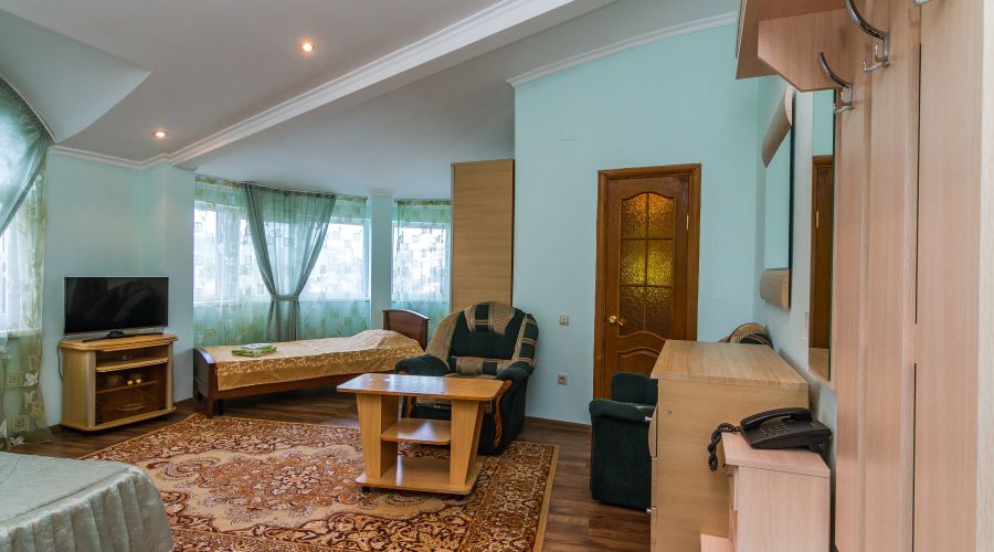 1 категория 2-местный(с кух/без кух,с балк/без балк)