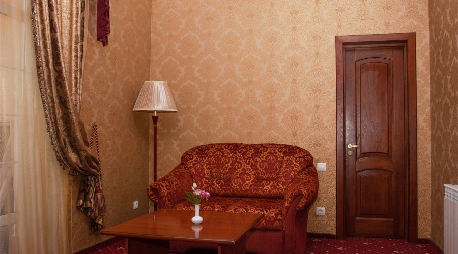 Делюкс 3-местный, 2-комнатный