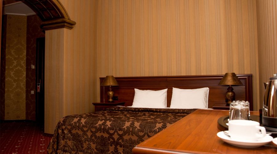 Делюкс 3-местный, 2-комнатный