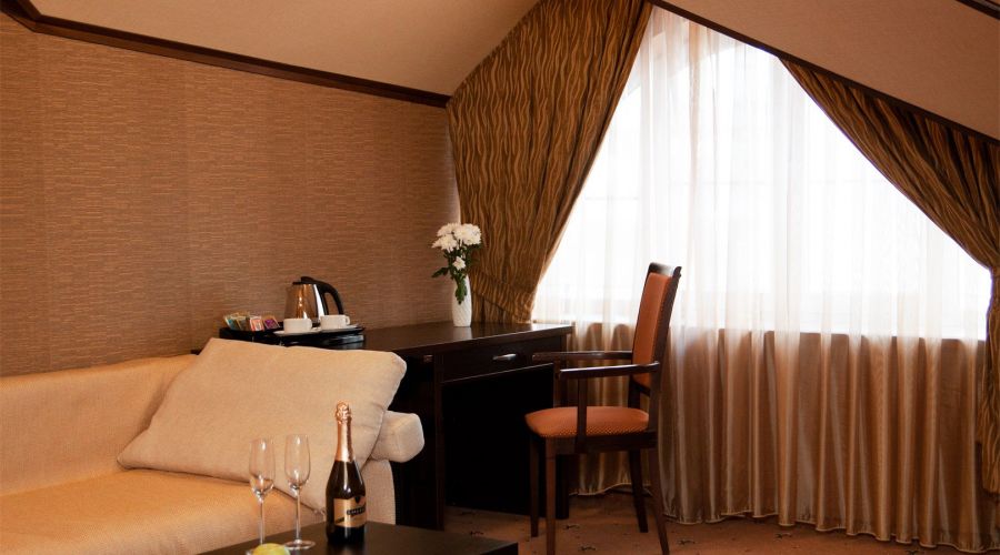 Полулюкс 3-местный без балкона