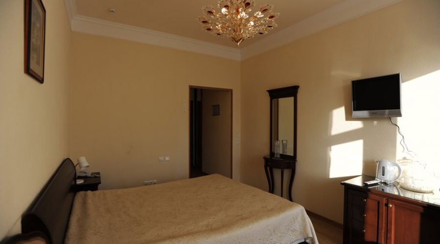 Стандартный 1-местный 1-комнатный номер в центральном корпусе