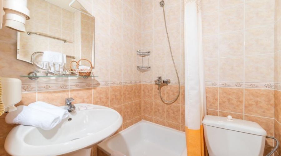 Стандартный 2-местный комфорт (17 кв. м)