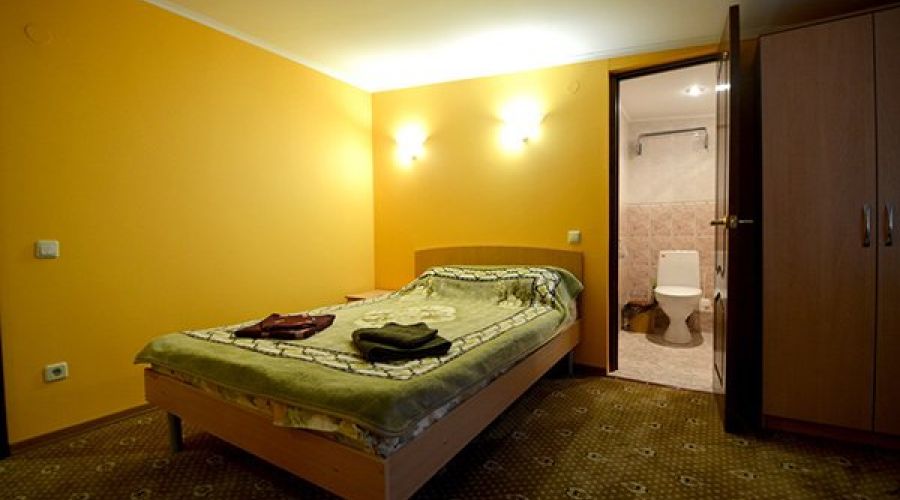 Стандарт с балконом 2-местный с 1 кроватью