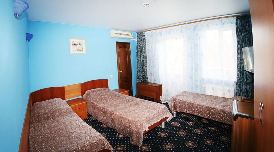 Стандарт с балконом 2-местный с двумя раздельными кроватями