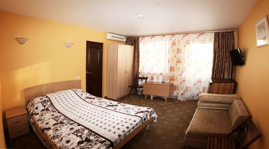 Стандарт с балконом 2-местный с доп.местом