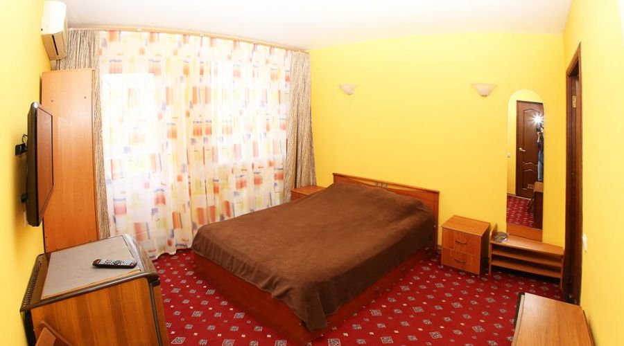 Стандарт с балконом 2-местный с доп.местом