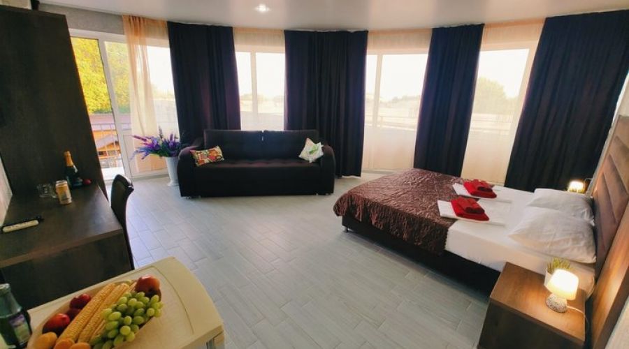 Люкс 6-местный 2-комнатный