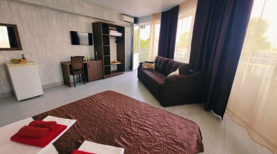 Люкс 6-местный 2-комнатный