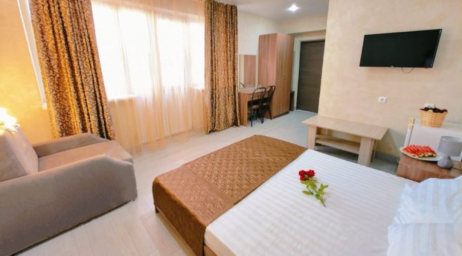 Супериор 3-местный 1-комнатный (с зоной отдыха)