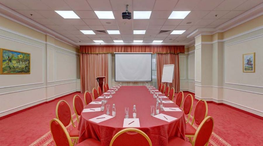 Конференц-зал "Раевский"