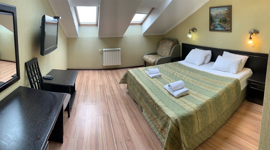 Номер 2-местный (мансарда)