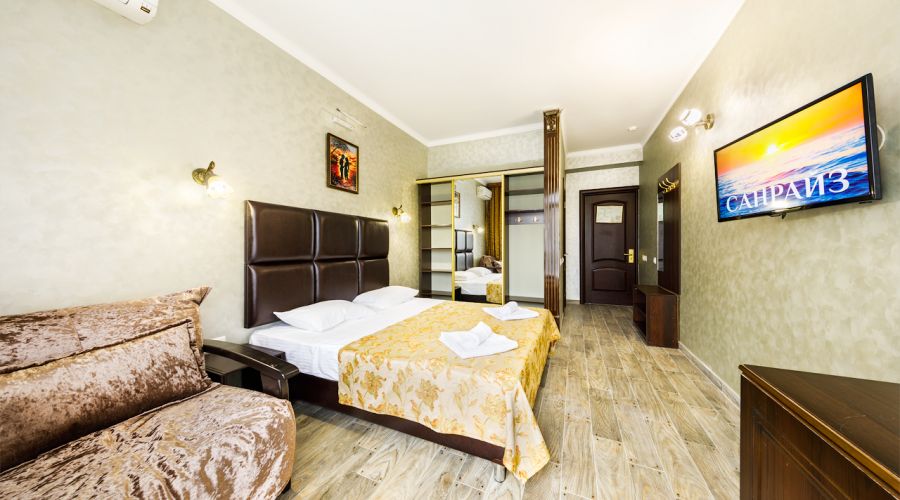 Полулюкс 2-местный с балконом